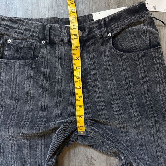 Urban Outfitters BDG 90s Mid Rise Bootcut Corduroy Pants NEW - Picture 9 of 12